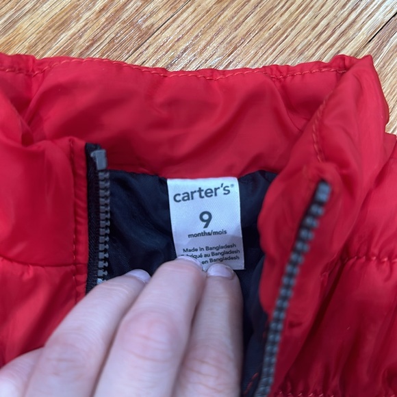 Baby Red Puffer Vest 9 Months Brand New - Picture 2 of 2